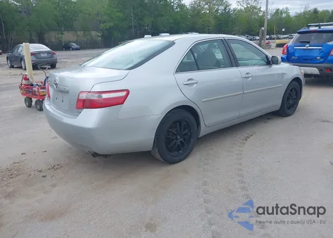 2007 Toyota Camry Ce/Le/Se/Xle z USA, uszkodzony, nr VIN 4T1BE46K27U595278
